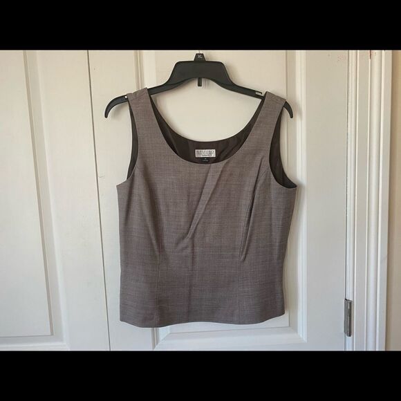 Studio Tahari 3 pieces suit - Picture 7 of 14